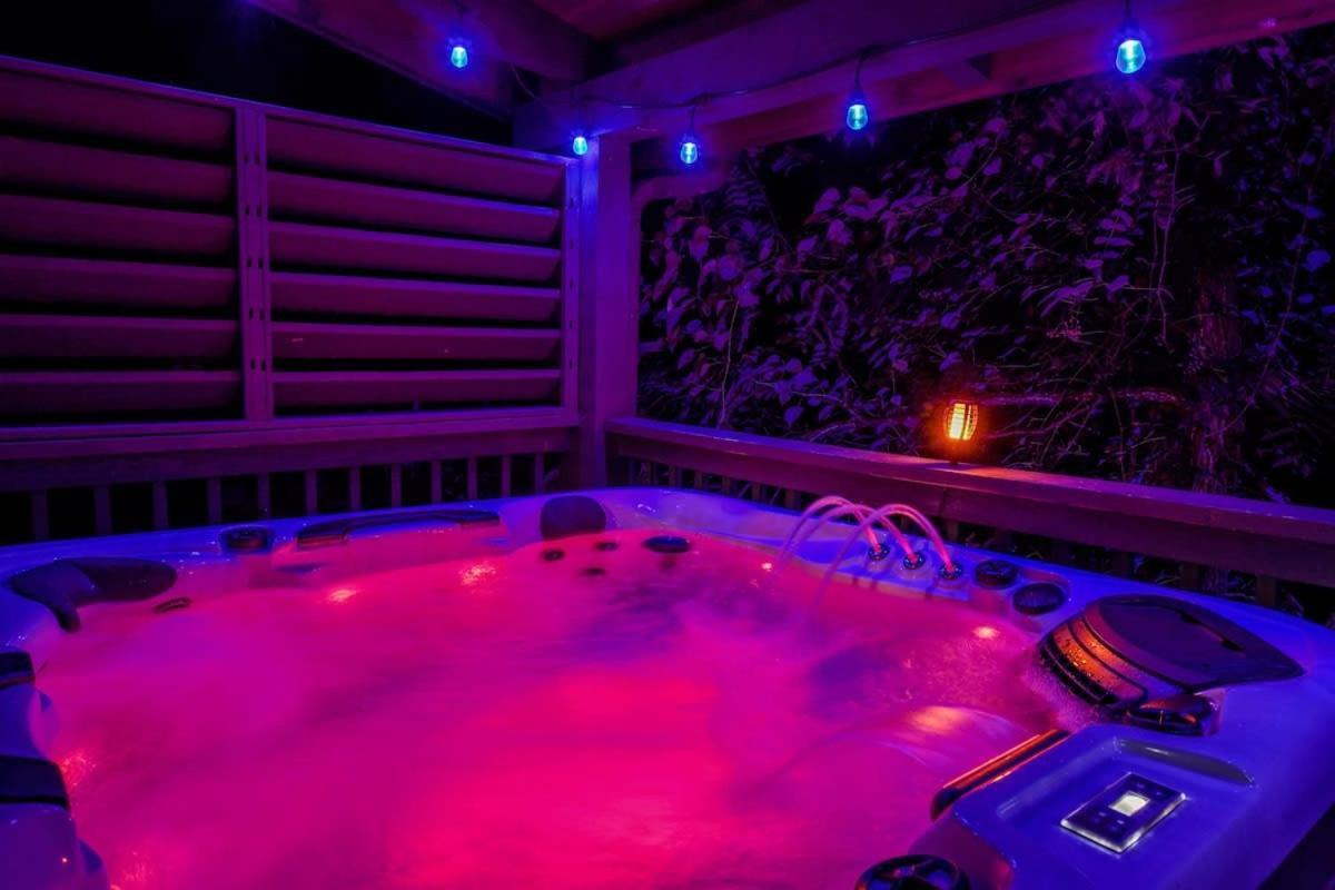 Ryes And Shine Bootlegger'S Cabin! Hot Tub* Pool* Arcade* Billiards *Ev * Pet Friendly Sevierville Eksteriør billede
